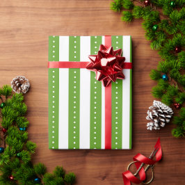 Grün-weiß gestreiftes Geschenkpapier