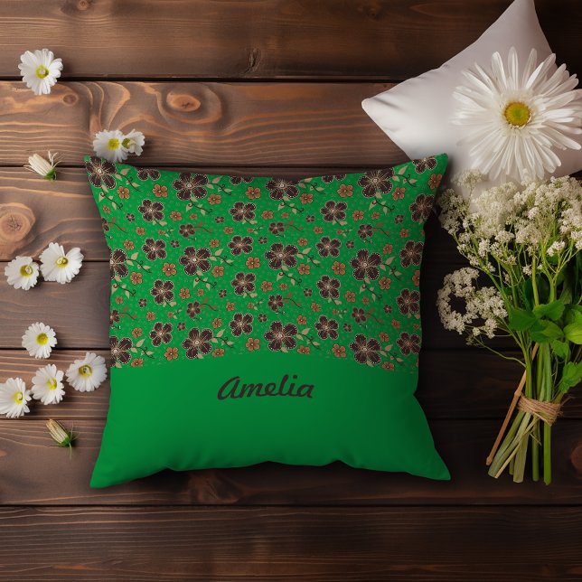 Grünbraune Blume Hauptdekorationsname Kissen (Von Creator hochgeladen)