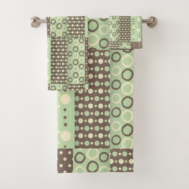 Grünbraune Set im Badezimmer Handtuch (Insitu)