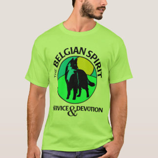 Grundlegender T - Shirt im Grün