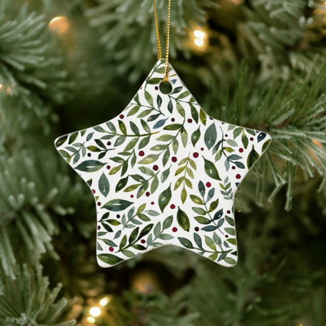 Grüne Aquarellfarben Saisonzweige und Beeren Keramik Ornament (Baum)