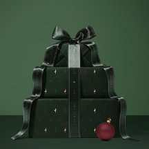 Grüne Ballerina und Rentier-Geschenkpapier