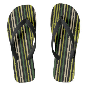 Grüne Bambusstreifen auf schwarzen Flip Flops