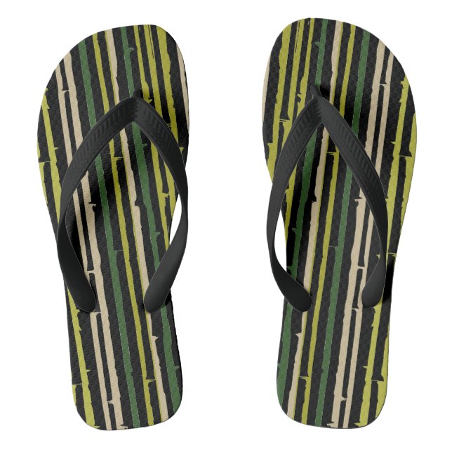 Grüne Bambusstreifen auf schwarzen Flip Flops (Fußbett)