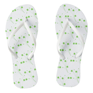 Grüne Blume des hellen Frühlings, kleine Blumendru Flip Flops