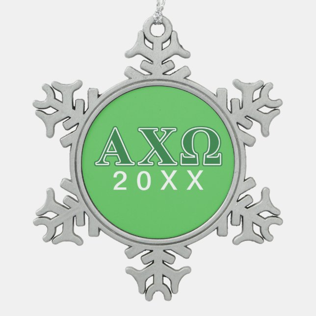 Grüne Buchstaben Alphi Chi-Omegas Schneeflocken Zinn-Ornament (Vorderseite)