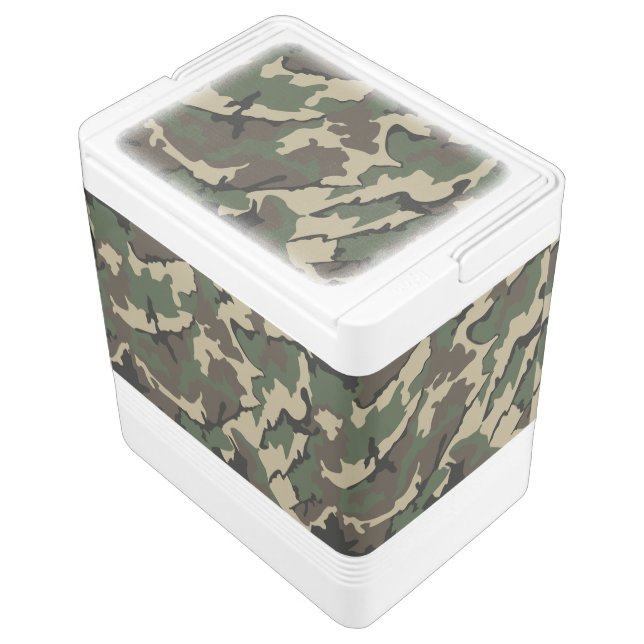 Grüne Camouflage, 24 kann cooler Igloo Kühlbox (Schrägansicht)