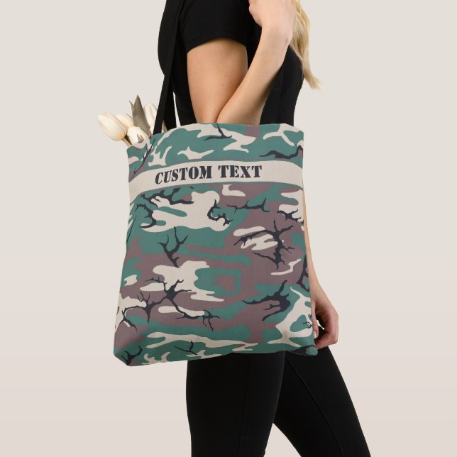 Grüne Camouflage aus Holz mit Text Tasche (Von Nahem)