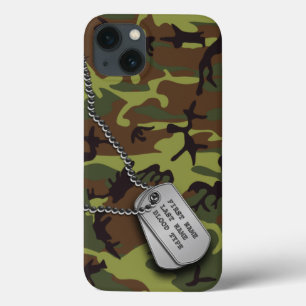 Grüne Camouflage mit Hundeplaketten title_seo2