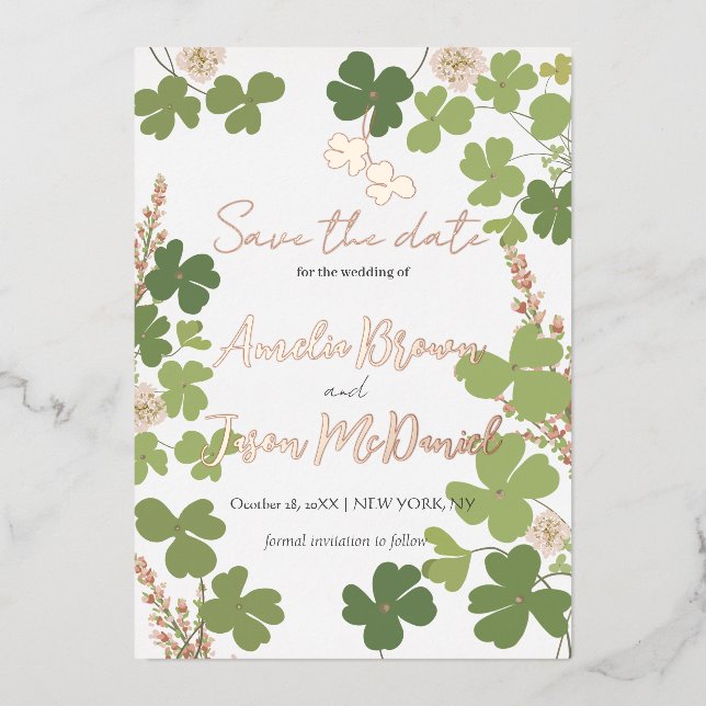 Grüne Clover Spring Wildblumen Hochzeit Rettete di Folieneinladung (Vorderseite)