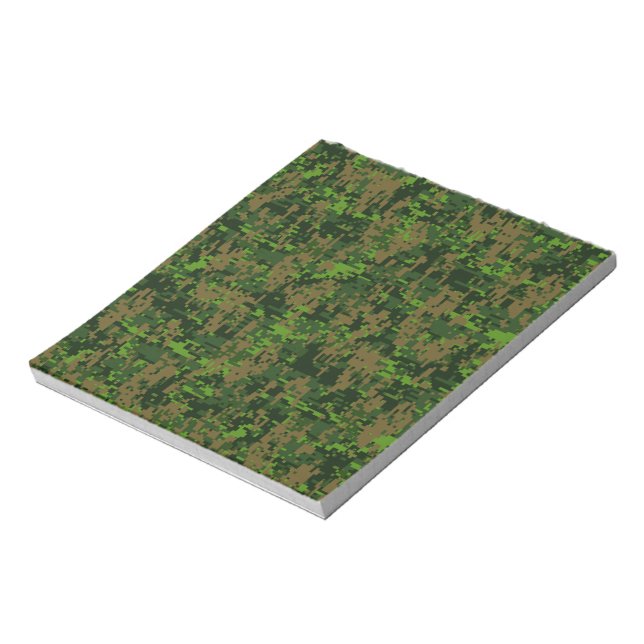 Grüne digitale Camouflage im Holzlandstil Notizblock (Rotiert)