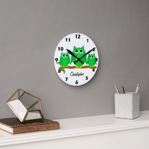 Grüne Eulen Design Personalisiert Runde Wanduhr
