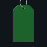 Grüne Farbe des Waldkieferns Geschenkanhänger<br><div class="desc">Geschenktafel für die Ausstellung der mit der grafischen Abbildung von Forest Pine Green Solid Color gedruckten Auszeichnung und die Auswahl der Produktkollektion von TheFabricSeal Print on Demand Shop unter Zazzle.com #ZazzleMade https://www.zazzle.com/store/thefabricseal TheFabricSeal ©️ Original. Waldgrün ist eine wunderschöne, reiche, dunkle Farbe und erdigen Schatten von Grün, die oft mit der...</div>