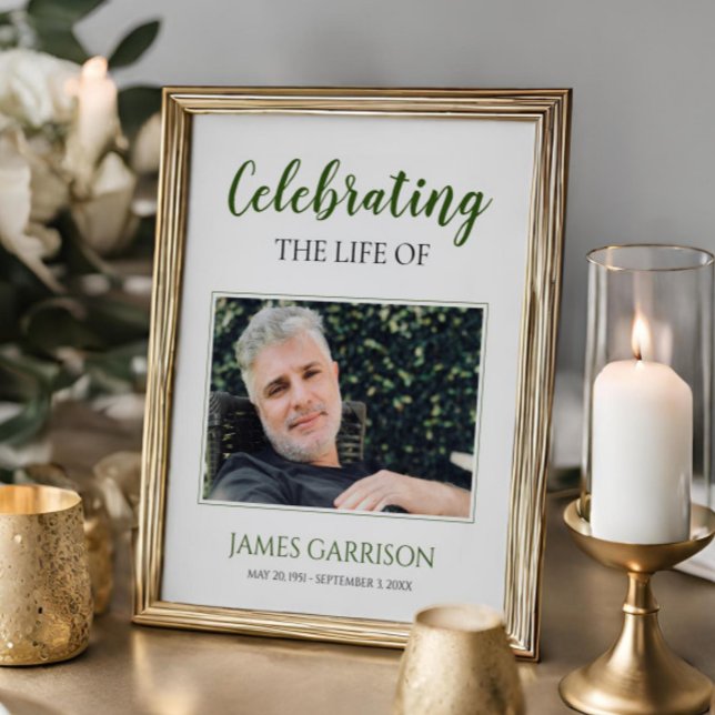 Grüne Feier des Lebens mit Beerdigung des Fotos Poster (Von Creator hochgeladen)