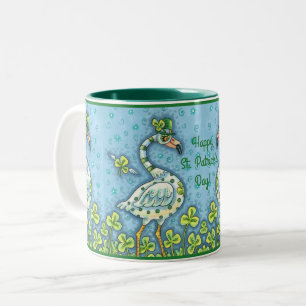 GRÜNE FLAMINGOS MIT PUNKTEN, LUSTIGER ST. PATRICKS ZWEIFARBIGE TASSE