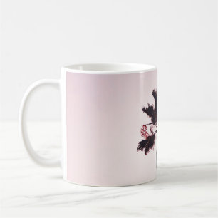 GRÜNE GELEISTETER BAUM UNTER BLUE SKY KAFFEETASSE