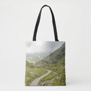 GRÜNE GRASS FELD UND BERG TASCHE