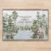 Grüne Kiefernwälder Familienhaus