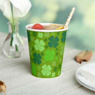 Grüne Klee, Glücksklamotten, St. Patrick's Day Pappbecher