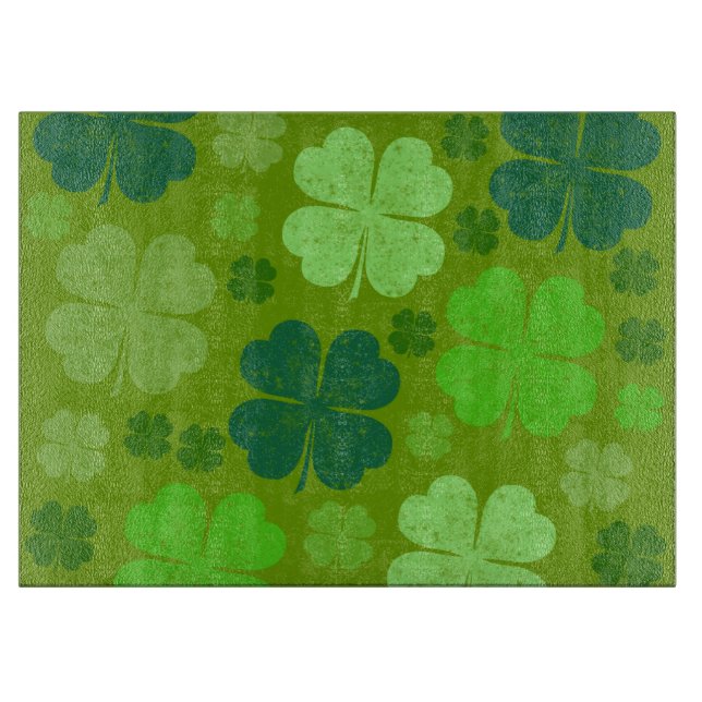 Grüne Klee, Glücksklamotten, St. Patrick's Day Schneidebrett (Vorderseite)