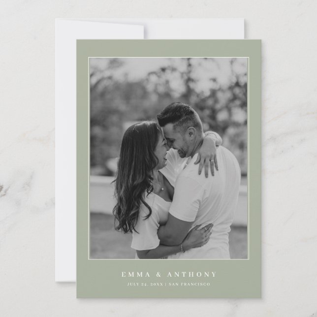 Grüne Monografie auf Vintager Ebene Save The Date (Vorderseite)