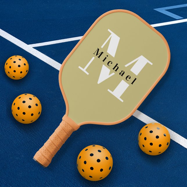 Grüne Monogrammbezeichnung + Anfangsbuchstaben Pickleball Schläger (Von Creator hochgeladen)
