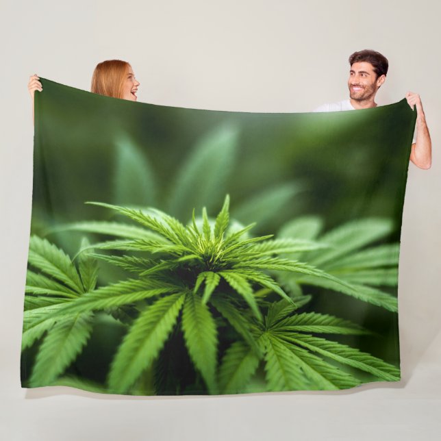 GRÜNE PFLANZE FLEECEDECKE (Beispiel)