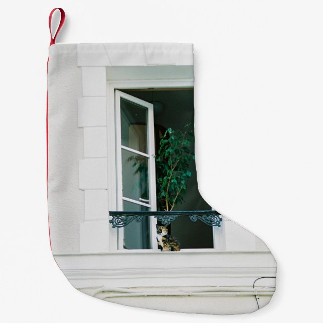 GRÜNE PFLANZE ÜBER DAS WEISSE FENSTER KLEINER WEIHNACHTSSTRUMPF (Vorderseite)