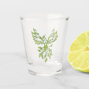 Grüne Phoenix steigt Schnapsglas