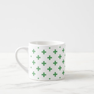 Grüne Polka kreuzt auf Weiß Espressotasse