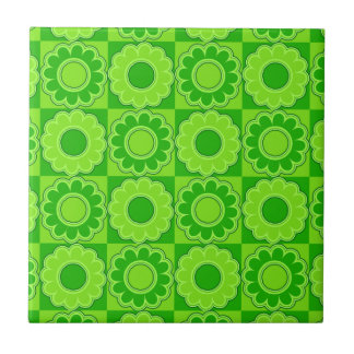 Grüne Retro-Blumenkraft der 1970er Jahre Fliese