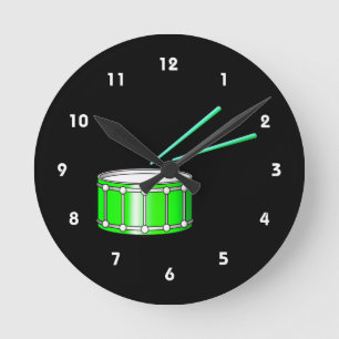 grüne Schlingegraphik mit Stöcken Runde Wanduhr