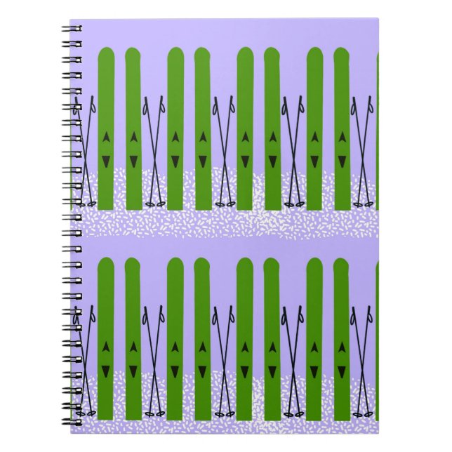 Grüne Skier auf lila Notebook Notizblock (Vorderseite)