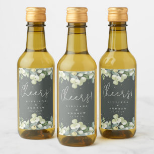 Grüne Snowberry+Eukalyptus Winter Wedding Mini Weinetikett