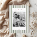 Grüne Streifen mit Vintagem Sage, zweiseitiges Fot Feiertagskarte<br><div class="desc">Vintage Klassische, zweiseitige Familienurlaubskarten mit schlängelgrünem Streifen, personalisiertem Foto und Urlaubsnachrichten für Fotos.</div>