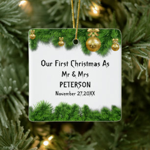 Grüne Tannenbaum-Foto zum ersten Weihnachten nach Keramikornament