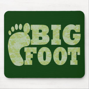 Grüne Tarnung Bigfoot Text Mousepad