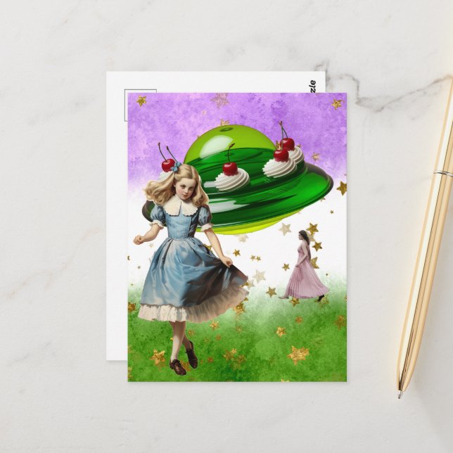 Grüne UFO Surreal Sweet Leckerei Postkarte (Vorderseite/Rückseite Beispiel)