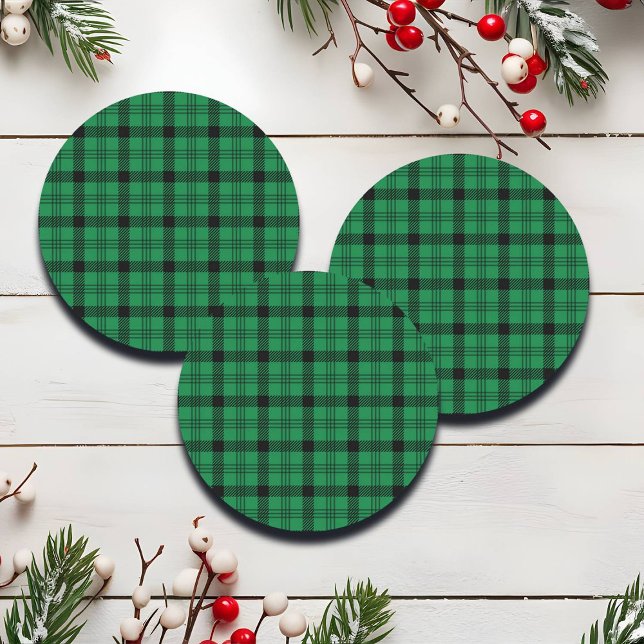 Grüne und schwarze, gemütliche Plaia Runder Aufkleber (Von Creator hochgeladen)