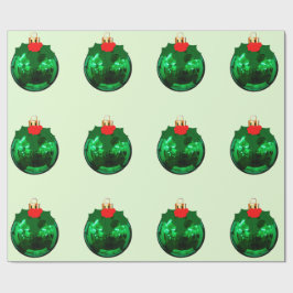 Grüne Verzierung auf hellgrünem Umschlagpapier Geschenkpapier