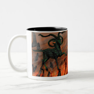 Grüne Vier-gehörnte Dämon-Ziege in der Hölle Zweifarbige Tasse