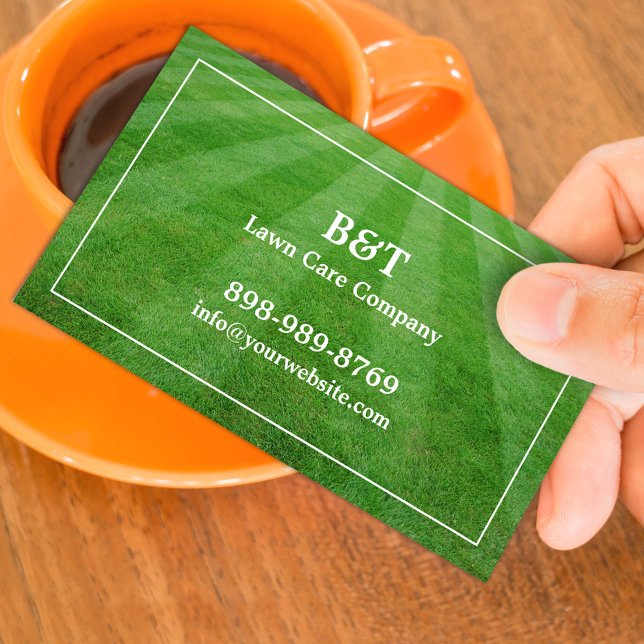 Grüne Visitenkarte für Rasenpflege (Von Creator hochgeladen)