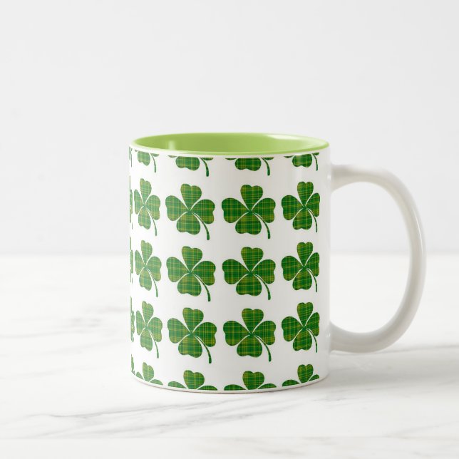 Grünen karierte Kleeblatt St Patrick Zweifarbige Tasse (Rechts)
