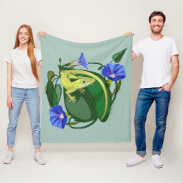 Grüner Anolis mit Prunkwinde  Fleecedecke