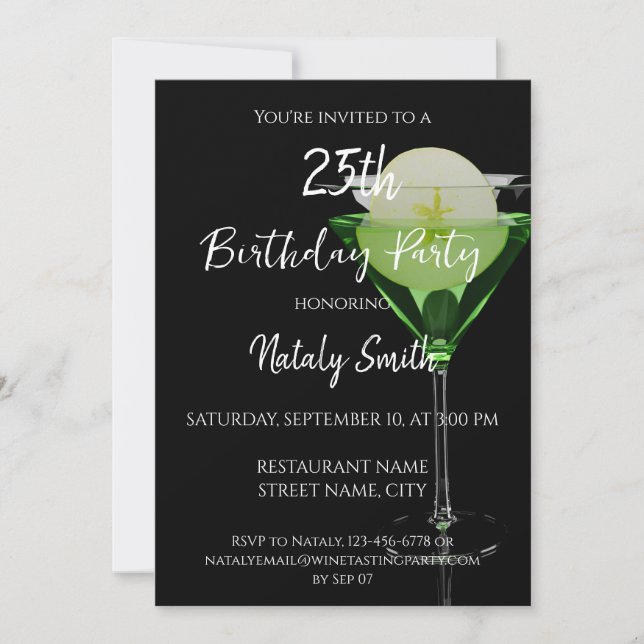 Grüner Apfelsincocktail mit einer Apfelscheibe Einladung (Vorderseite)