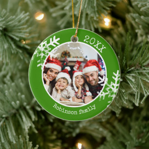 Grüner Familienfoto-Schneeflocken-Weihnachtsschmuc Keramik Ornament