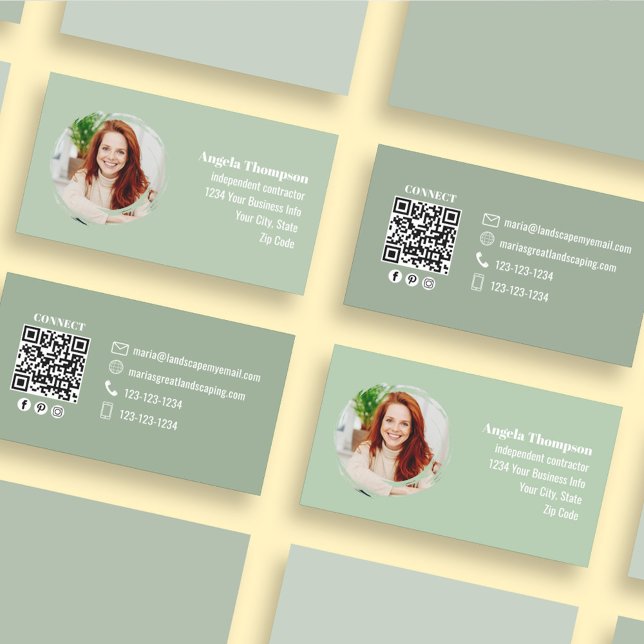 Grüner Foto-QR-Code Soziale Medien Visitenkarte (Business card template with a photo template and a scannable QR code. )