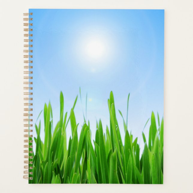 Grüner Grasgarten mit Blau Himmel Design Planer (Vorderseite)
