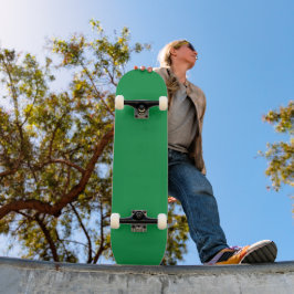 grüner Hintergrund mit weißem Rand Skateboard
