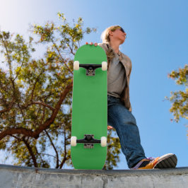 grüner Hintergrund mit weißem Rand Skateboard